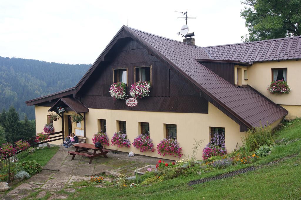 Chata Jawa Hotel Strážné Buitenkant foto