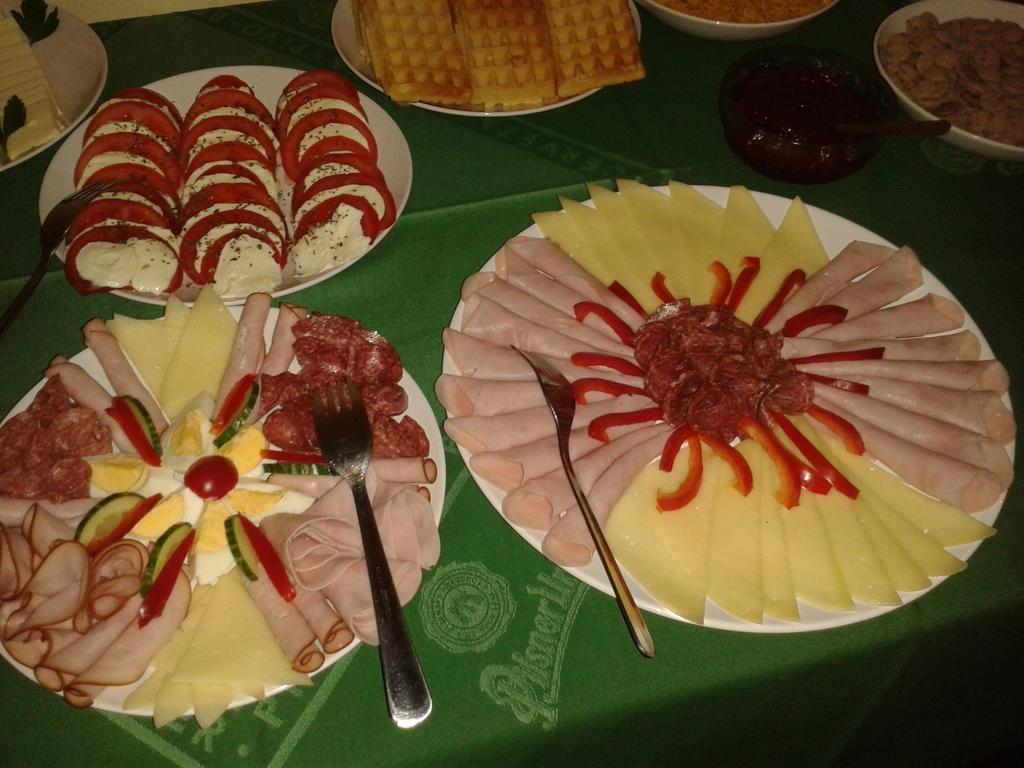 Chata Jawa Hotel Strážné Buitenkant foto